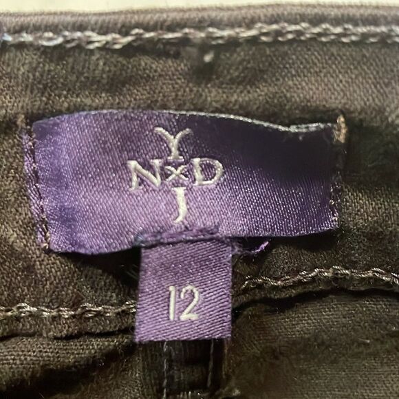 NYDJ- “Billie Mini Bootcut” High Rise Jeans in Coffee Bean Brown- Size 12 - Picture 5 of 16